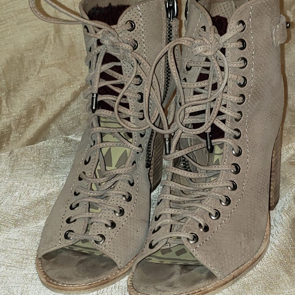 A nice pair of Dolce Vita